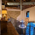 La Casa Rossa, Shared Pool, *