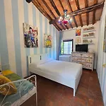 Σπίτι διακοπών La Casa Rossa, Shared Pool, *