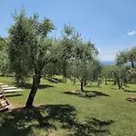 La Casa Rossa, Shared Pool, * Marliana